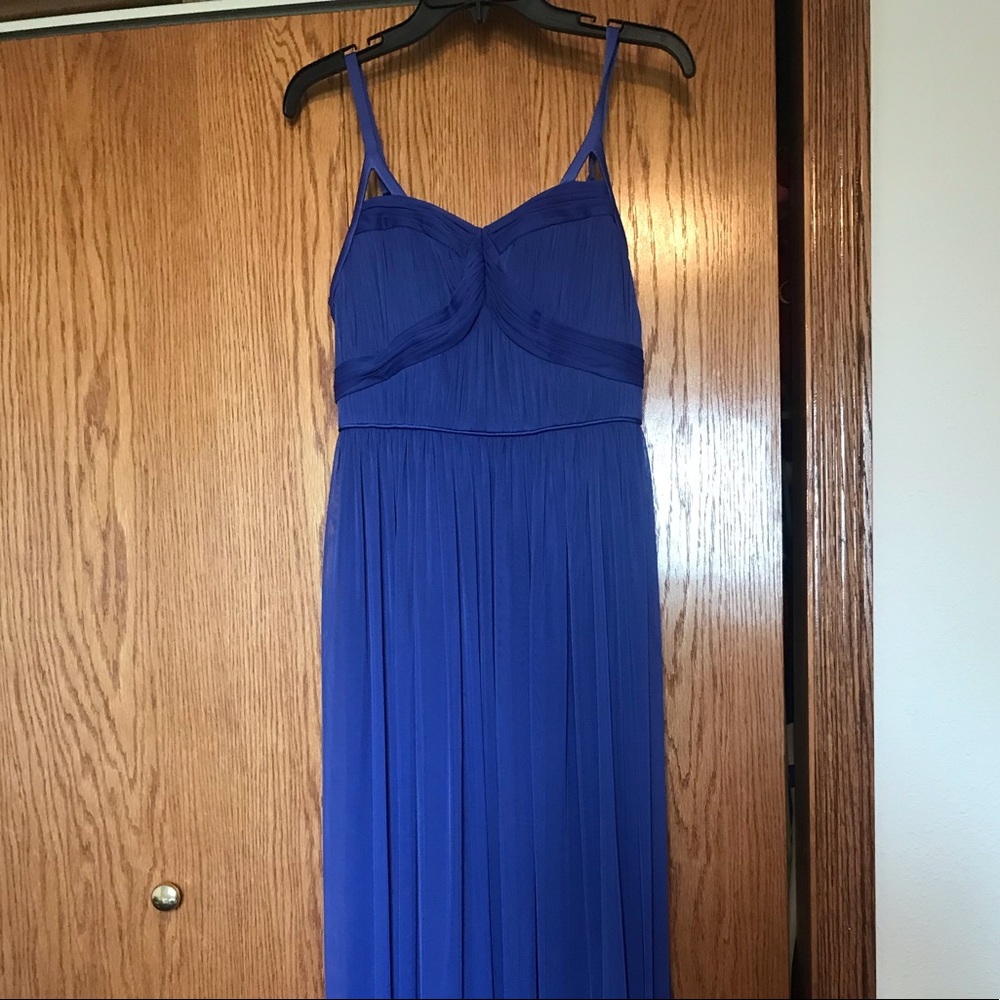 Jessica Simpson gown